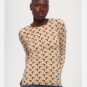 Top BOUGHT NEW 💛 CONTAINS SMUDGES ON LEFT BACK ELBOW & FRONT